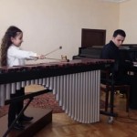 Thưởng thức bản nhạc jazz trên đàn marimba (mộc cầm) do chính cô bé Elina Martirosyan 5 tuổi người Armenia sáng tác và trình diễn...
