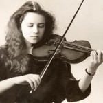 Đây là câu chuyện đau lòng và đầy cảm hứng về Rosemary Johnson và cách công nghệ có thể khai thác sức mạnh của âm nhạc để trao cơ hội sáng tác nhạc cho một nghệ sĩ violin bại não.