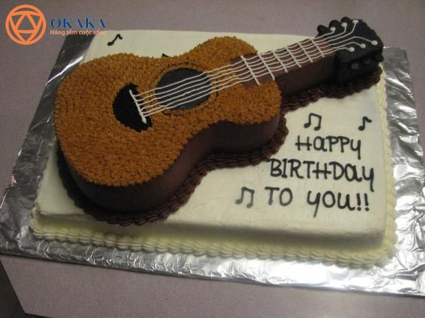 Trong bài viết này, OKAKA mời bạn chiêm ngưỡng những mẫu bánh sinh nhật hình đàn guitar độc đáo để bạn chọn cho sinh nhật của mình hay cho bạn bè người..