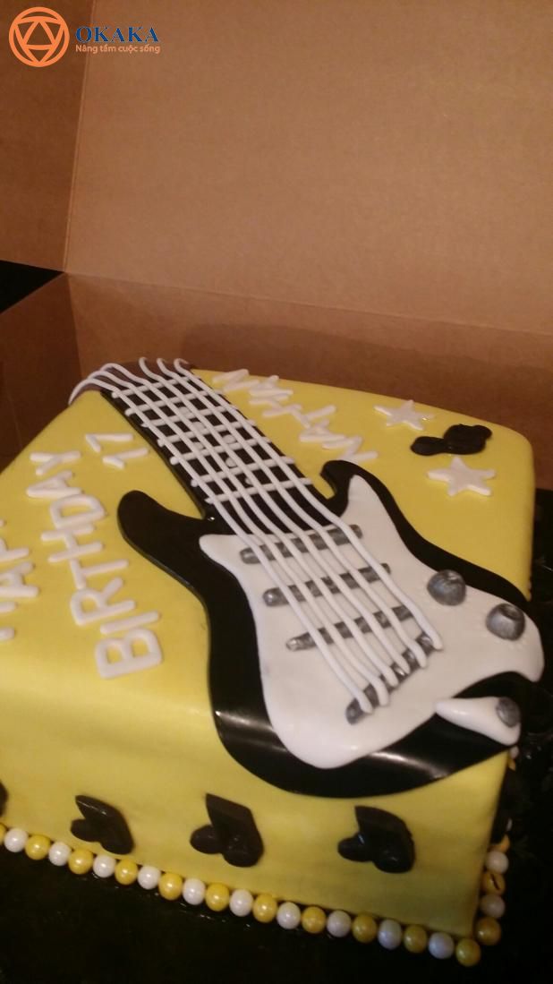 Trong bài viết này, OKAKA mời bạn chiêm ngưỡng những mẫu bánh sinh nhật hình đàn guitar độc đáo để bạn chọn cho sinh nhật của mình hay cho bạn bè người..