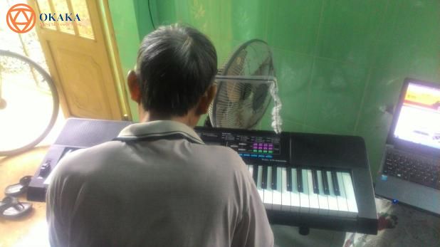 Hôm nay OKAKA đã có một chuyến vi vu tận Bà Rịa – Vũng Tàu để giao đàn organ Casio CTK-3400 cho ông Tường – ông trùm ở giáo xứ Phú Vinh (giáo phận Bà Rịa).